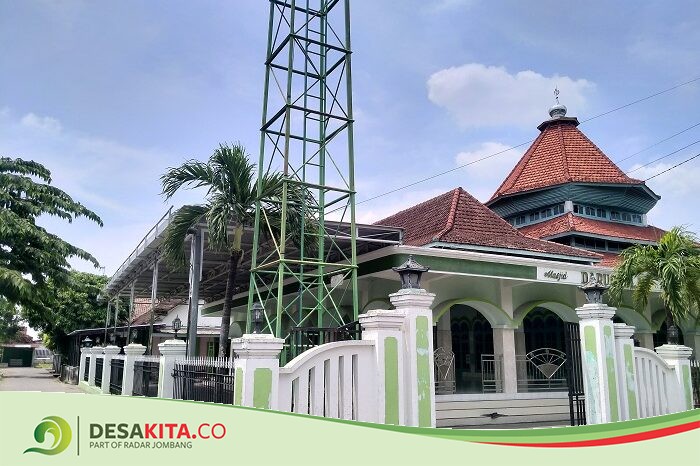 Masjid Darussalam di Desa Tinggar Jombang, Kubahnya Berbentuk Limas Pertahankan Arsitektur Asli Masjid