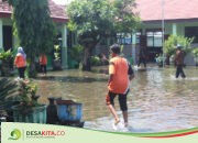 Penanganan Banjir di SMPN 2 Gudo Buntu! Pemdes dan Pemkab Saling Lempar Kewenangan, Terus Tanggungjawab Siapa Pak?