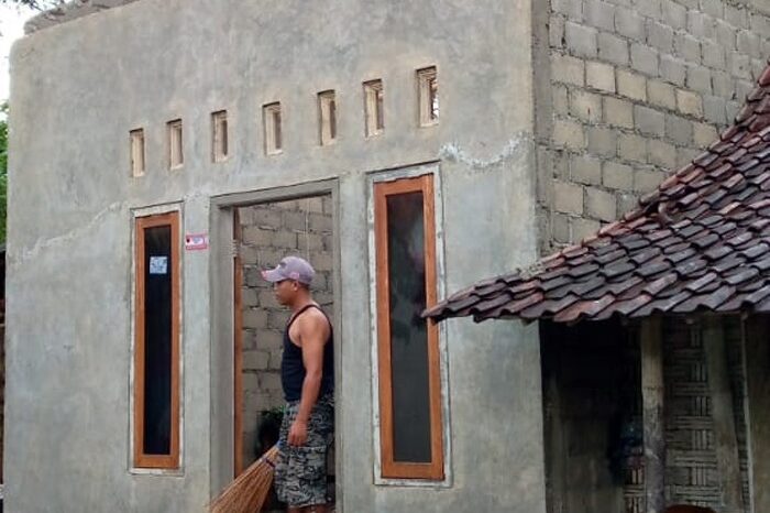 Angin Kencang Ngamuk di Desa Genukwatu Ngoro Jombang, Dua Rumah Jadi Sasaran