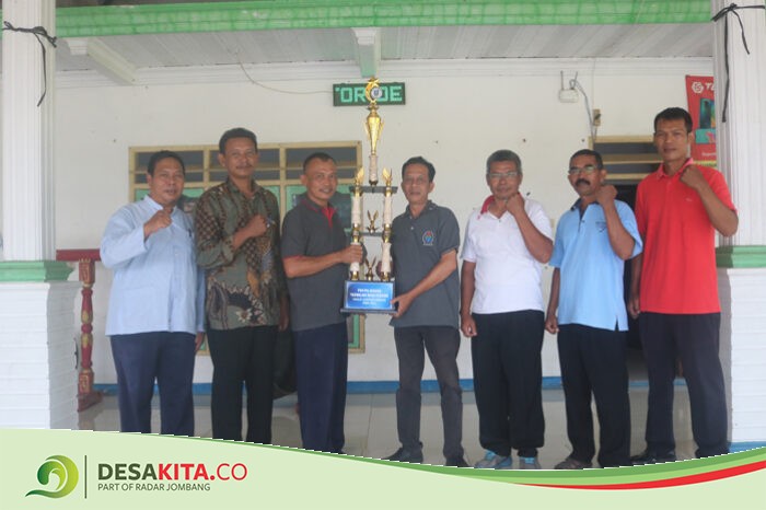 Inspiratif! Desa Jatiduwur Kesamben Jombang Ciptakan Inovasi Pembasmi Hama Tikus, Raih Juara Lomba Posyantekdes Tingkat Jawa Timur