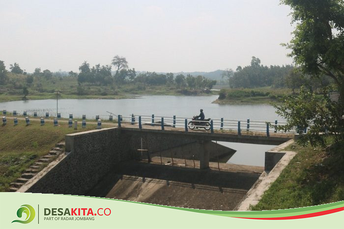Embung Grojokan di Desa Plabuhan Jombang Tak Bisa Aliri Air ke Sawah Petani, Ternyata Ini Penyebabnya