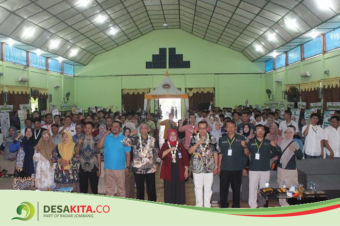 Tersedia 800 Lowongan Kerja dari 22 Dunia Usaha Dunia Industri Kerja, Job Fair di SMKN 3 Jombang Meriah