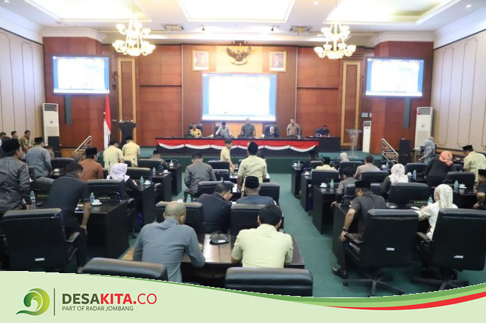 Seluruh Fraksi DPRD Jombang Beri Catatan, Soal Pandangan Umum R-APBD 2025