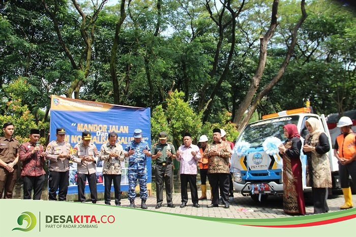 Dinas PUPR Jombang Luncurkan Mandor Jalan dan Tim Normalisasi Saluran, Percepatan Benahi Infrastruktur Kabupaten
