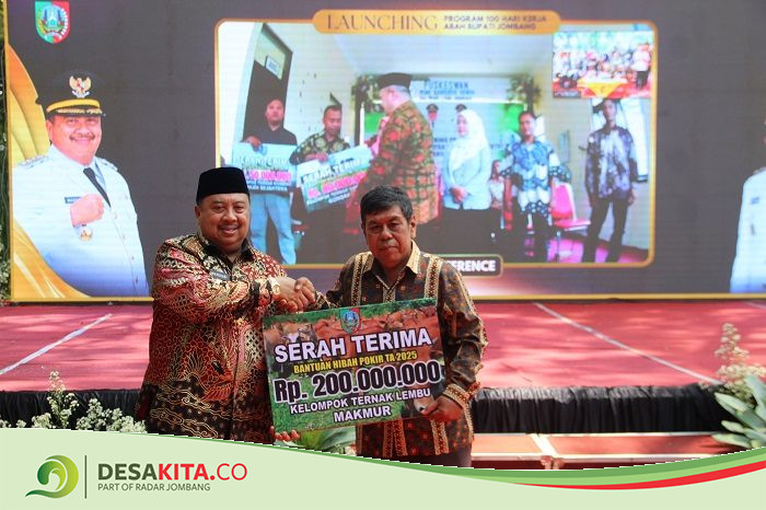 Salurkan Bantuan Hibah, Dinas Peternakan Kabupaten Jombang Sukseskan Program Berdayakan Peternak Rakyat