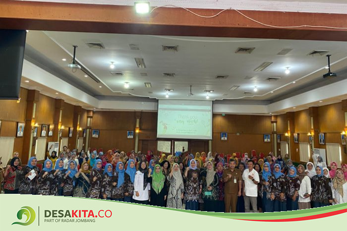 Berikan Edukasi Kesehatan, Direktur RSUD Jombang Narasumber Workshop Kesehatan Wanita