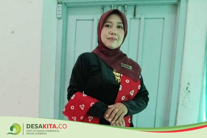 Anik Noerachini Kepala SMAN Bareng Jombang, Sosok Pendidik dan Pejuang Pendidikan