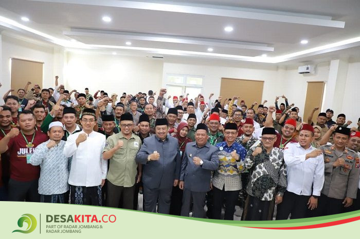 Menuju Pusat Baku Halal, Bupati Warsubi Kukuhkan Ratusan Juru Sembelih Halal di Jombang