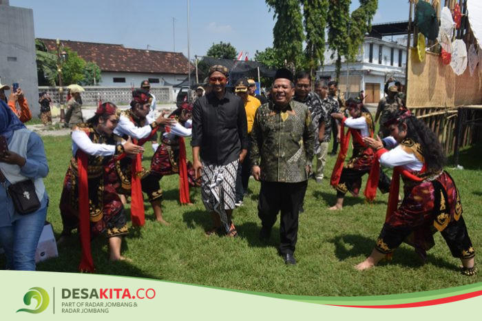 Desa Miagan, Kecamatan Mojoagung Jombang Getol Kenalkan Potensi Desa lewat Kirab Budaya