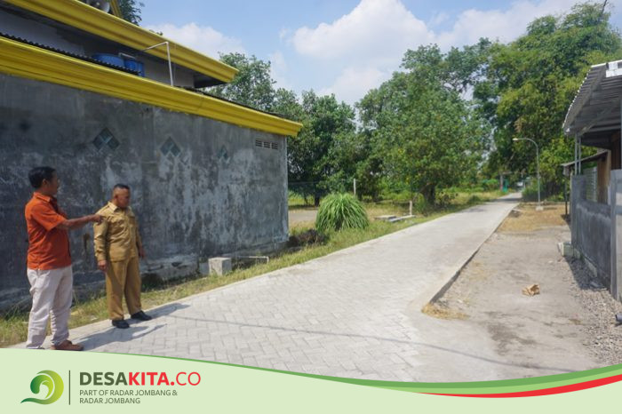 Genjot Perekonomian Warga, Pemdes Janti Kecamatan Mojoagung Jombang Tingkatkan Pembangunan Jalan Lingkungan