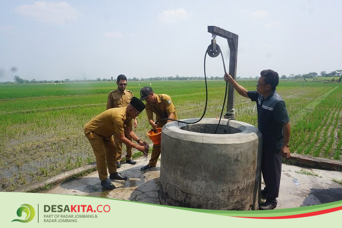 Ritual Piuning Sapta Tirta Warnai Hari Jadi ke-979 Desa Karangdagangan Jombang