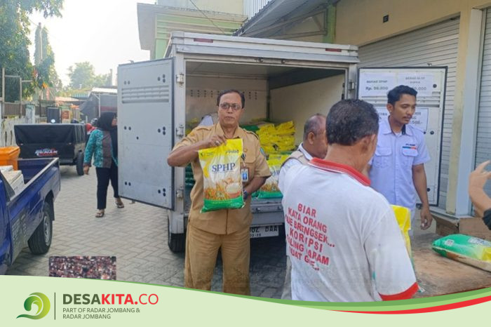 Disdagrin Jombang Gelar Pasar Murah, Warga Antusias Serbu Pasar Pon