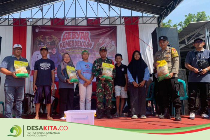 Semarakkan HUT Kemerdekaan lewat Kegiatan Jalan Sehat, Desa Kebontemu, Kecamatan Peterongan Getol Tingkatkan Kerukunan Warga