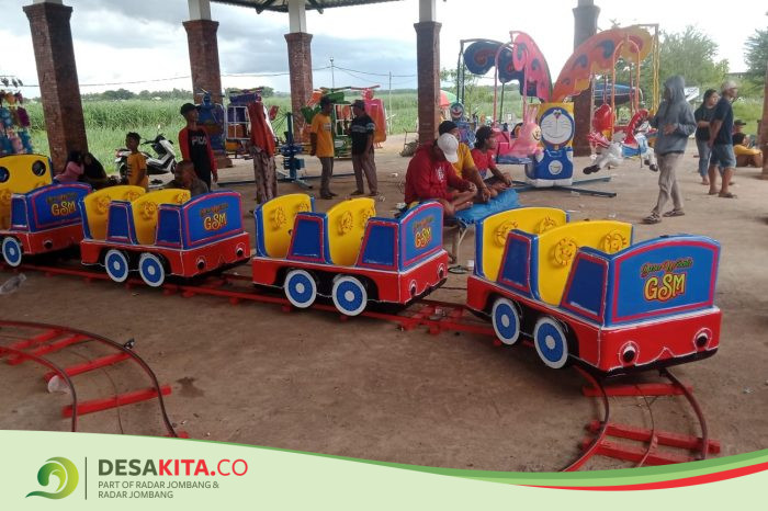 Desa Mojogebang, Kecamatan Kemlagi Bentuk Wisata Gunung Sawah Suguhkan Beragam Permainan Anak