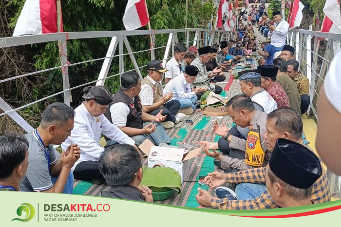 Desa Jambuwok, Kecamatan Trowulan Gus Barra Hadiri Ruwah Desa dan HUT Ke-5 Jembatan Jambusari