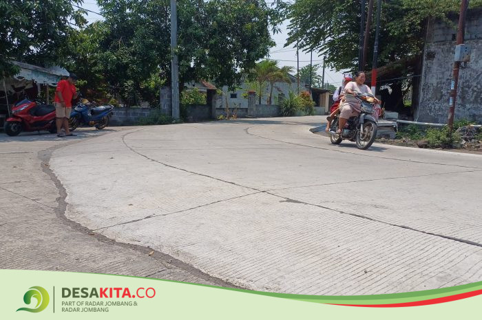 Desa Bangun, Kecamatan Pungging Perbaiki Jalan untuk Permudah Akses dan Perekonomian Warga