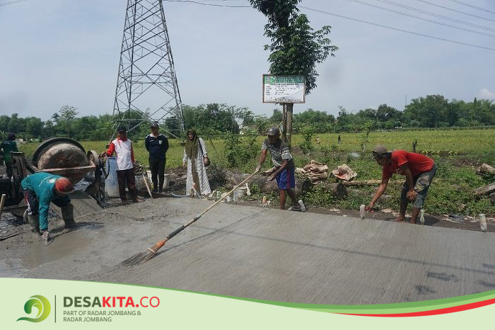 Desa Kepuhdoko, Kecamatan Tembelang Jombang Tingkatkan Pembangunan Akses Jalan Lingkungan