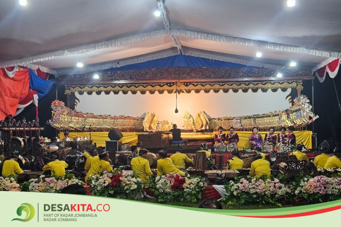 Desa Klinterejo, Kecamatan Sooko, Lestarikan Tradisi dan Budaya, Gelar Sedekah Bumi dan Wayangan