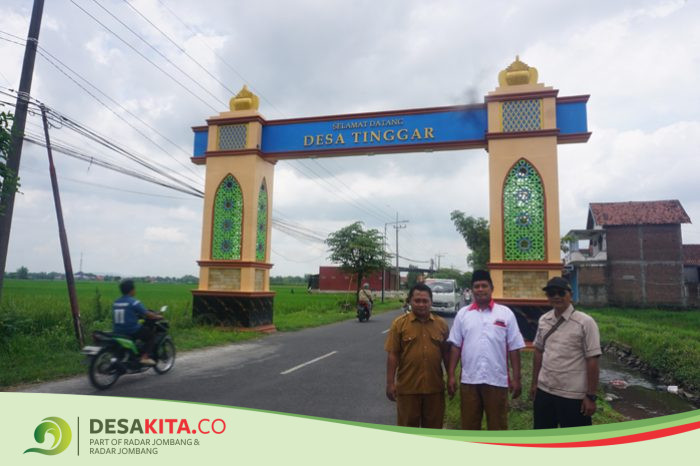 Desa Tinggar, Kecamatan Bandarkedungmulyo Jombang Sukses Realisasikan Pembangunan Gapura Batas Desa
