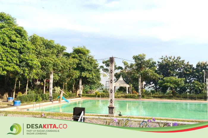 Desa Kumitir, Kecamatan Jatirejo Wisata Kolam Renang Dongkrak Perekonomian Desa