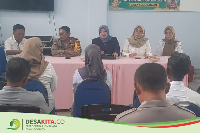 Tingkatkan Pelayanan Warga, Kecamatan Kudu Mulai Program Pembinaan Perangkat Desa
