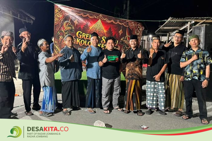 Sambut Bulan Suro, Warga Pulolor Jombang Padamkan Lampu lalu Keliling Kampung Bawa Obor
