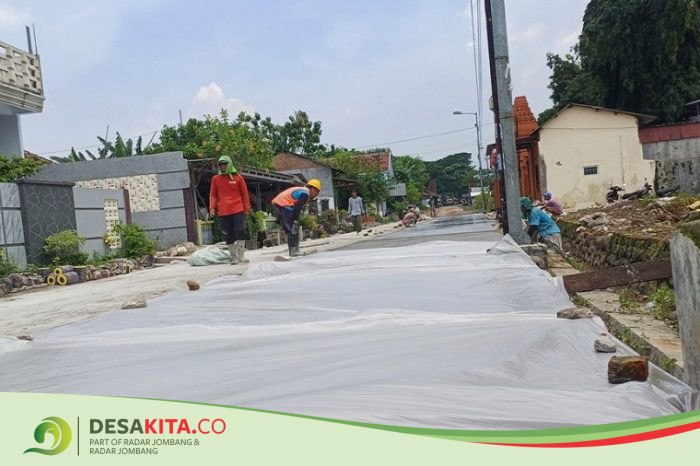 Desa Kutorejo, Kecamatan Kutorejo Sambungkan Akses Antardusun, Bangun Jalan Lingkungan