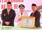 Desa Gempolkerep, Kecamatan Gedeg, Raih Penghargaan Lunas PBB P2 di Peringatan HUT Kemerdekaan RI