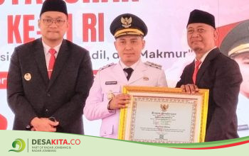Desa Gempolkerep, Kecamatan Gedeg, Raih Penghargaan Lunas PBB P2 di Peringatan HUT Kemerdekaan RI