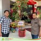 Dukung Gerakan Jombang Beratap Buah, Bank Jatim Jombang Dapat Kado Bibit Buah di HUT ke-65