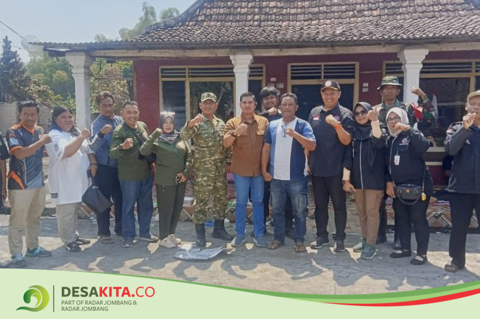 Tiga Rumah Terbakar di Ploso, Pemdes Kebonagung dan Warga Langsung Bergerak Bantu Korban