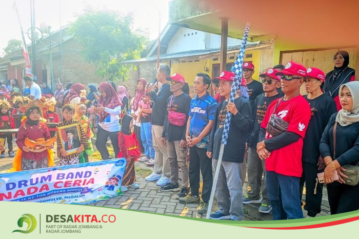 Gunungan Hasil Bumi Jadi Rebutan, Sedekah Desa Sidomulyo Jombang Diserbu Warga