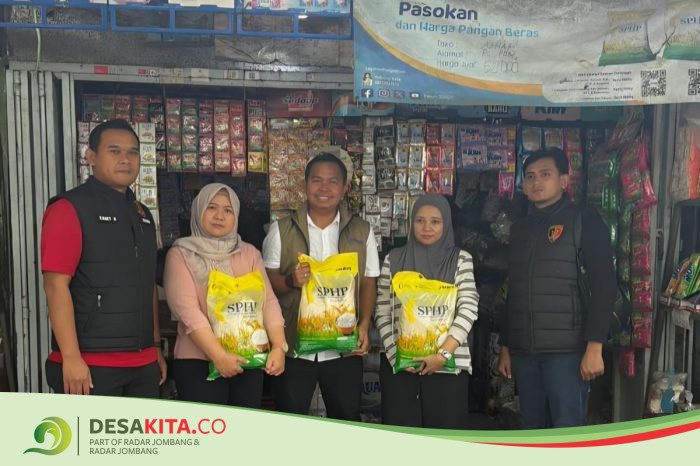 Bulog Blusukan ke Pasar Pon Jombang, Ada Kabar Baik soal Beras SPHP